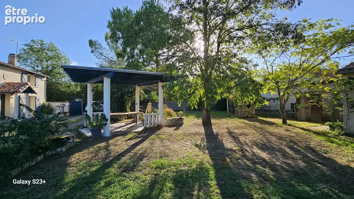 Maison 6 pièces 205 m² à vendre à Saint-Symphorien (79270) - photo 2