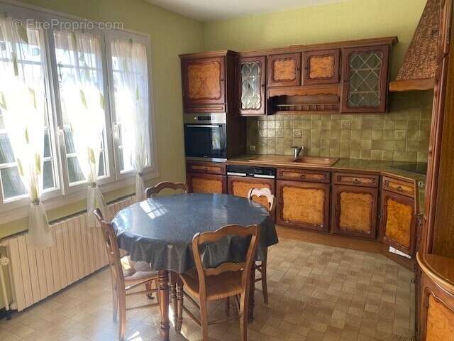 Maison à MONTREVEL-EN-BRESSE