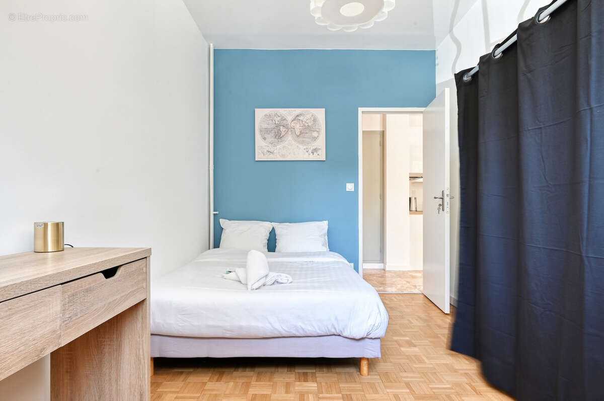 Appartement à MARSEILLE-4E