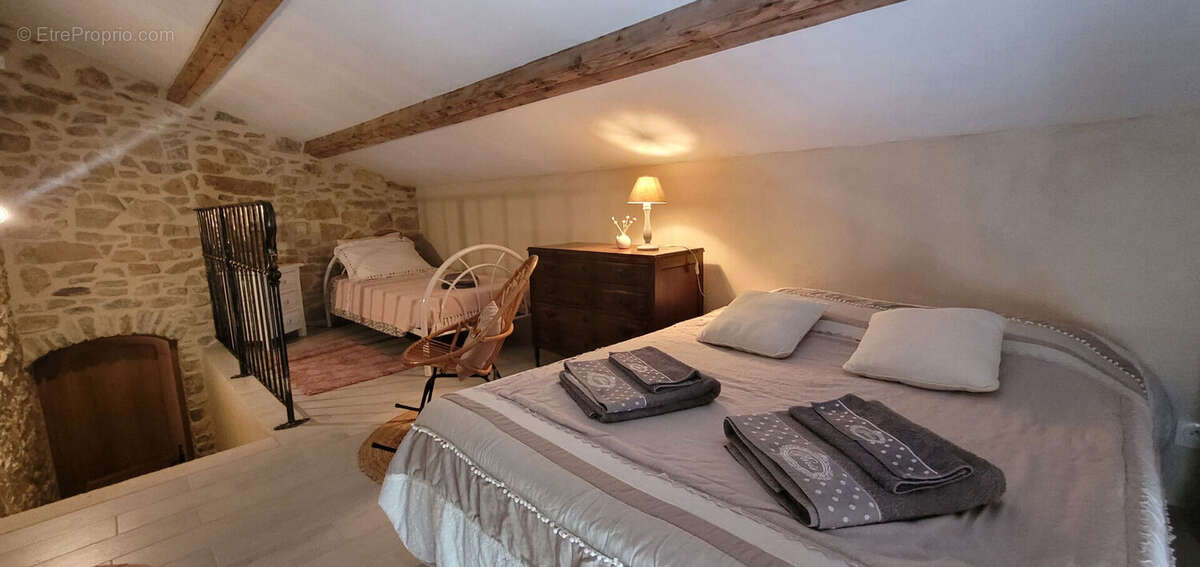 Maison à SAINT-PAULET-DE-CAISSON
