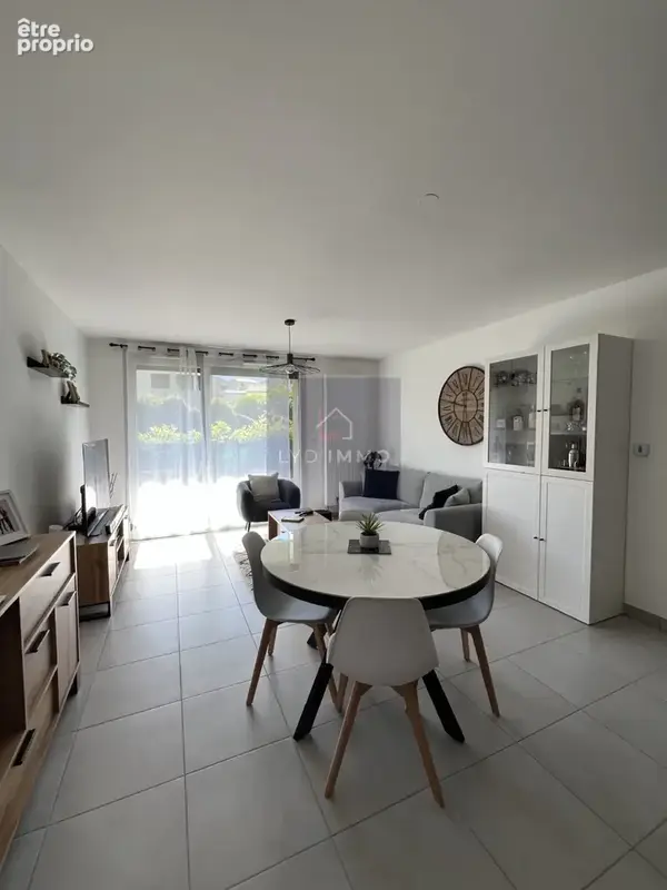 Appartement T3 avec terrasse et garage - photo 5