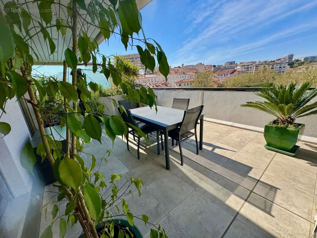 Appartement à CANNES