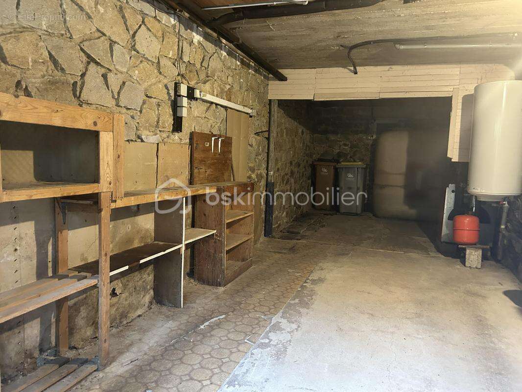 Maison à JUGON-LES-LACS