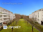 Appartement à SAINTE-GENEVIEVE-DES-BOIS