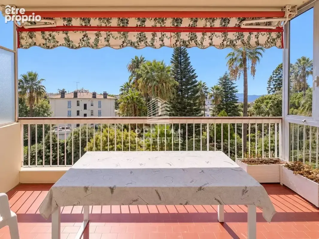 Appartement à CANNES