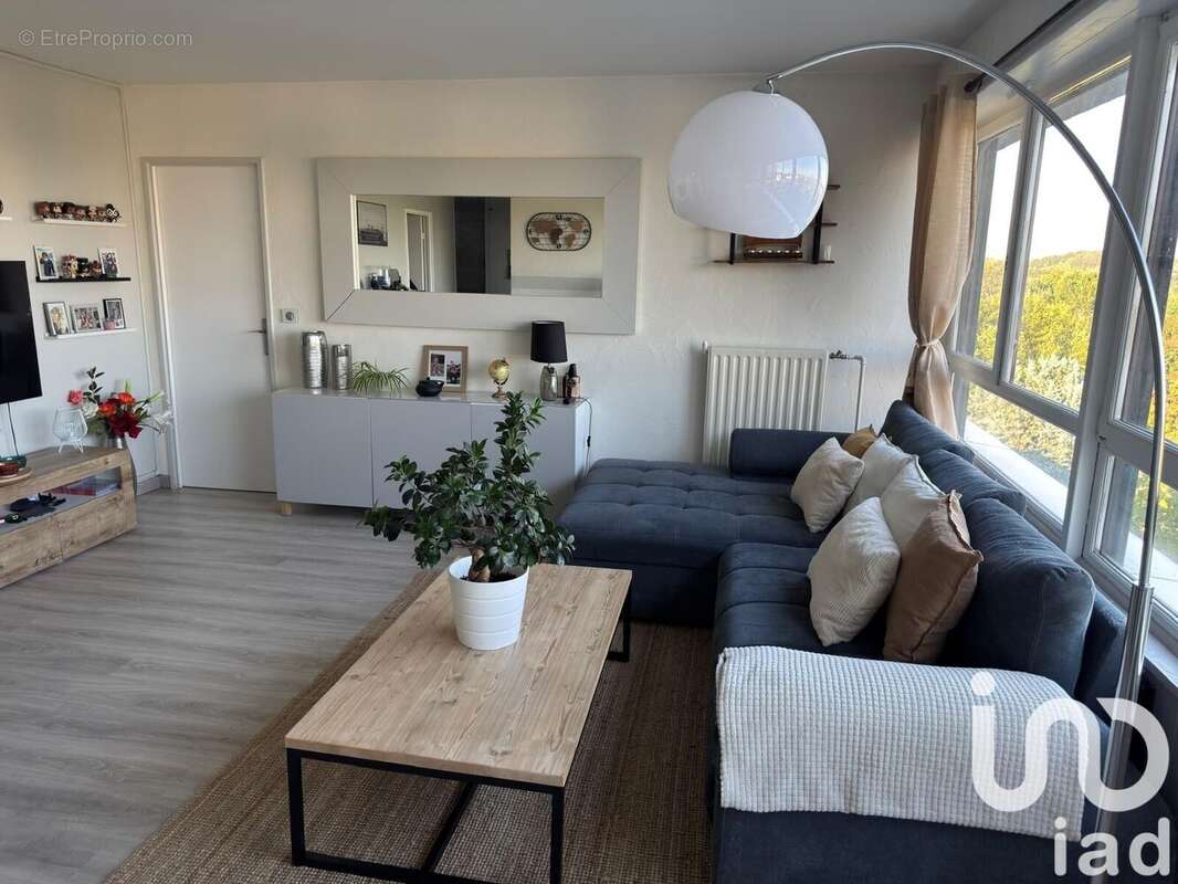 Photo 3 - Appartement à ELANCOURT