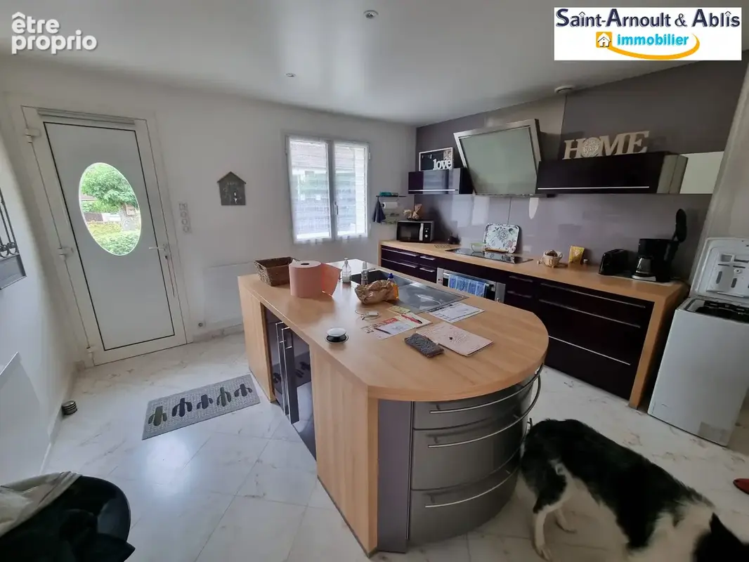 Maison 135 m² à Saint-Arnoult-En-Yvelines  - photo 2