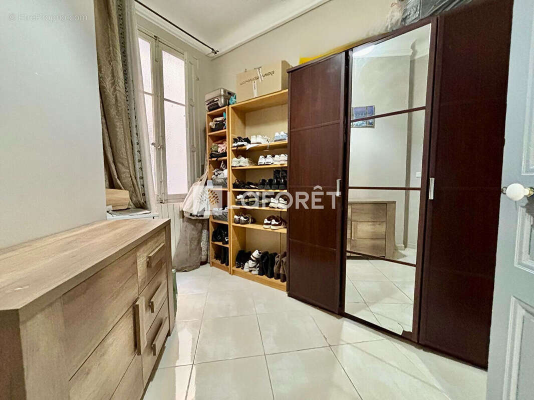 Appartement à MARSEILLE-1E