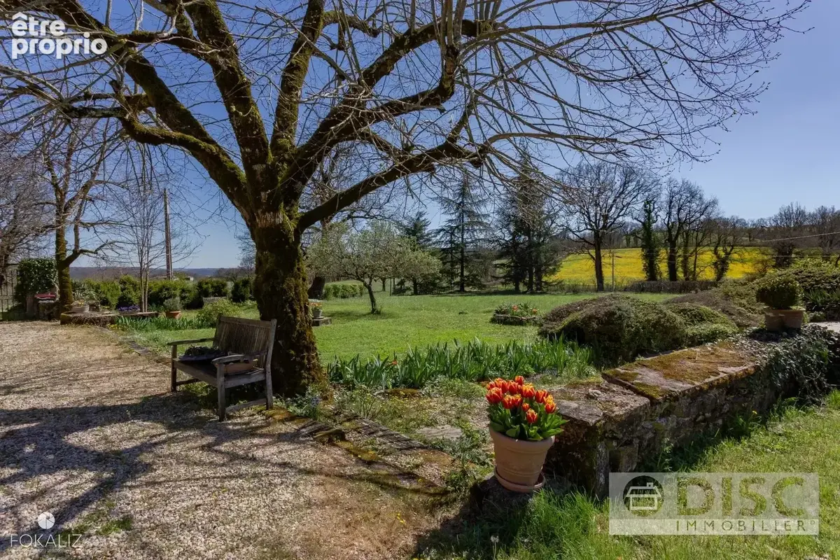 Belle maison avec dépendance, jardin et piscine - photo 29