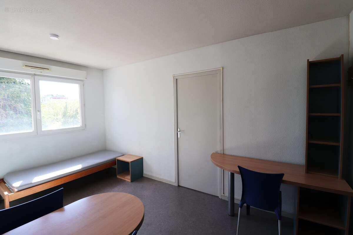 Appartement 28 m² à Echirolles  - photo 2