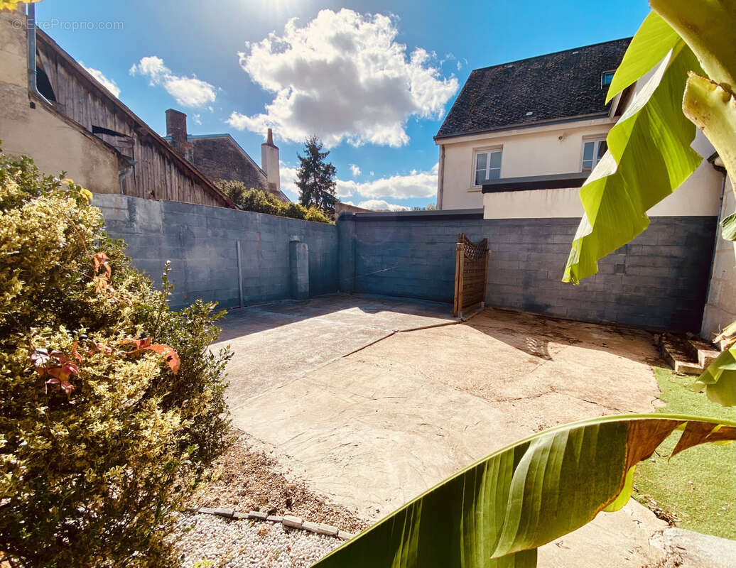 Maison à MONTOIRE-SUR-LE-LOIR