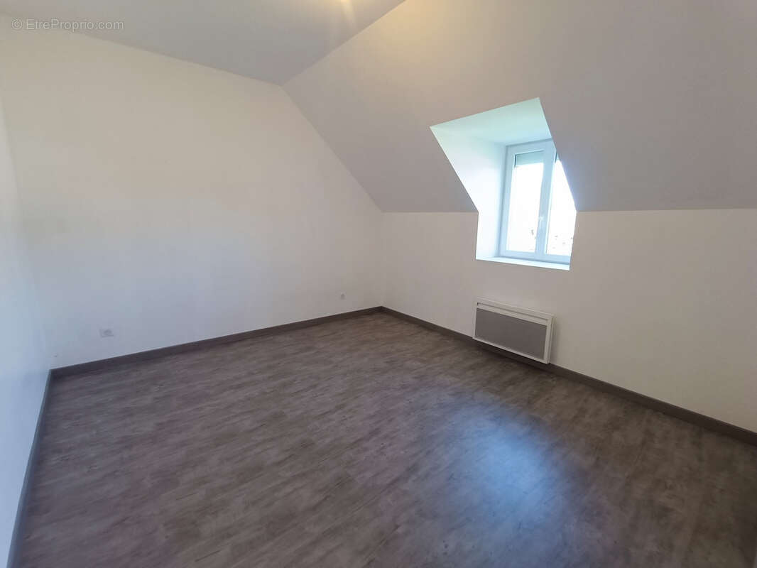 Maison à SANCERGUES