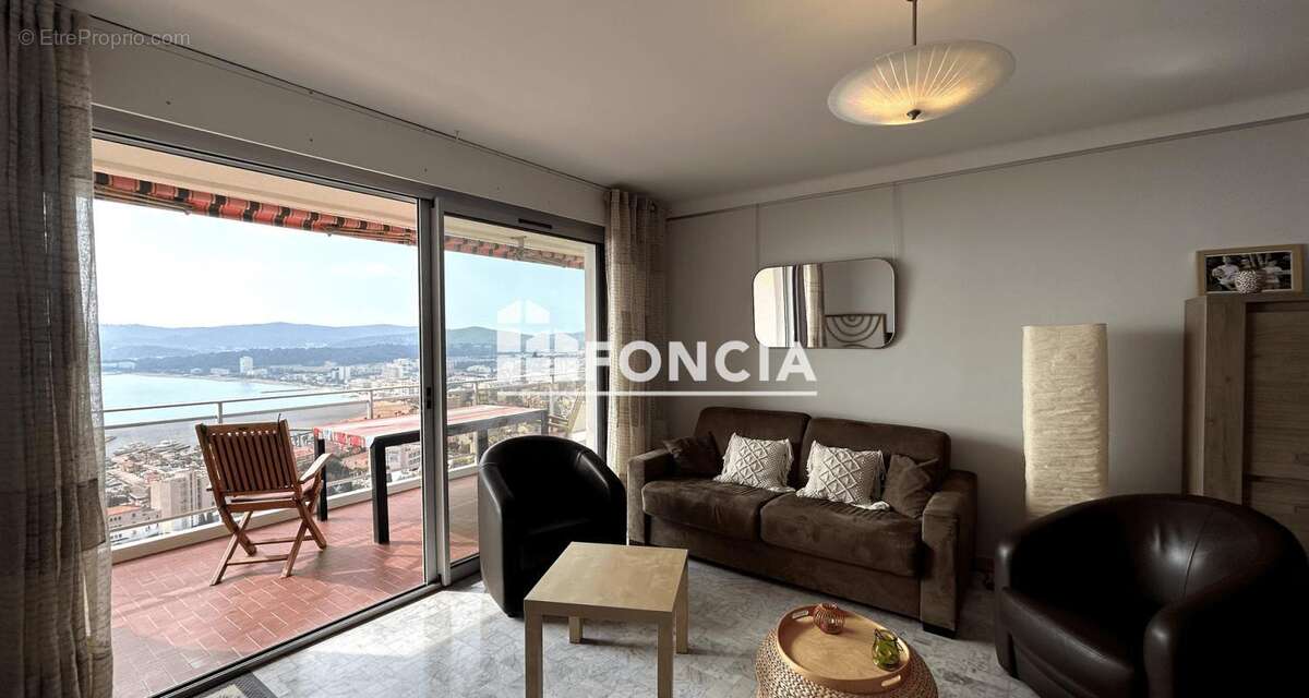 Appartement à LE LAVANDOU