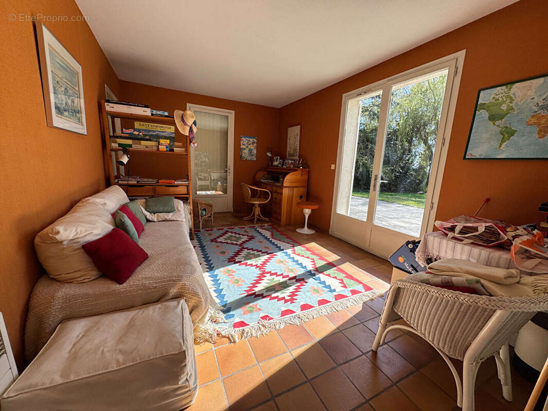 Maison à AUTOUILLET