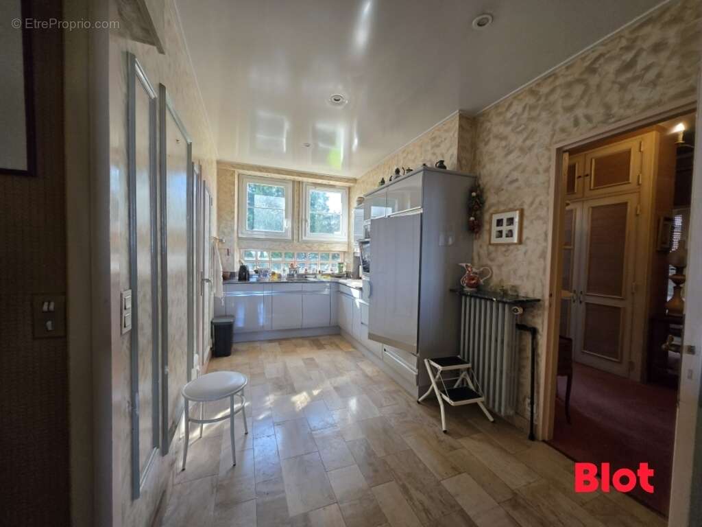 Appartement à FOUGERES