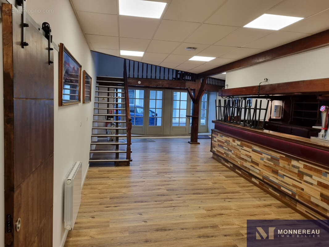 Appartement à BARBEZIEUX-SAINT-HILAIRE