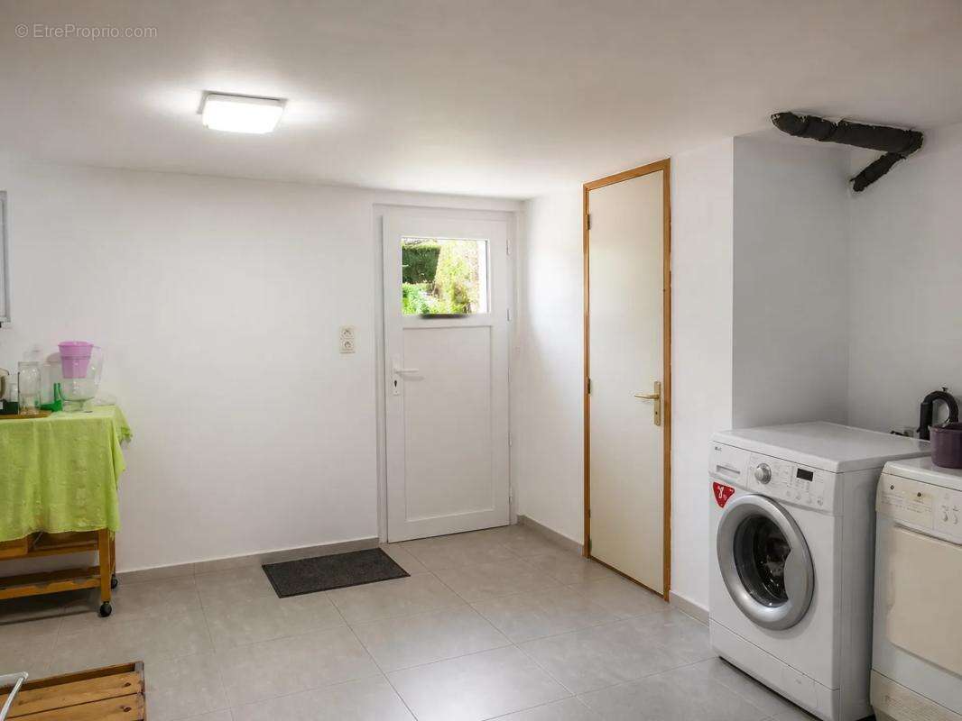 Maison de 6 pièces de 195 m² à Cherbourg-en-Cotentin,La Glacerie - photo 12
