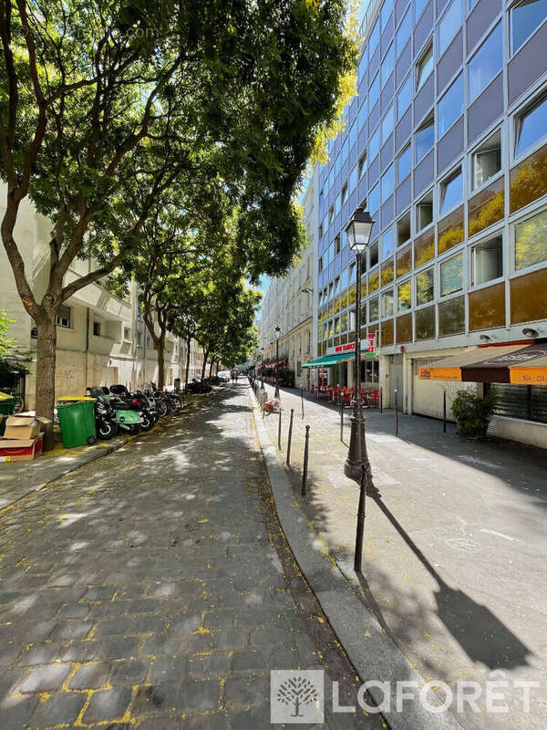 Appartement à PARIS-10E