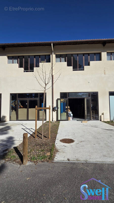 Commerce à MOLIETS-ET-MAA