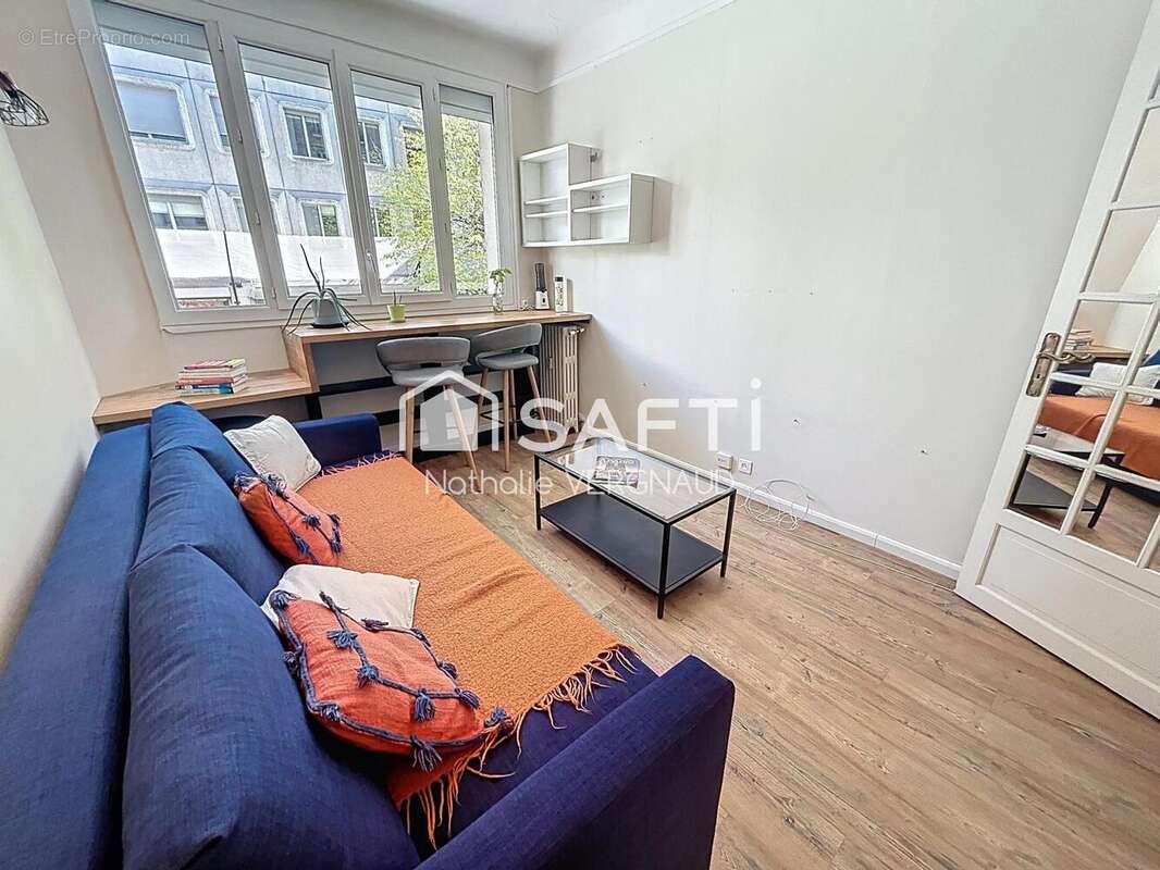 Photo 5 - Appartement à PARIS-15E