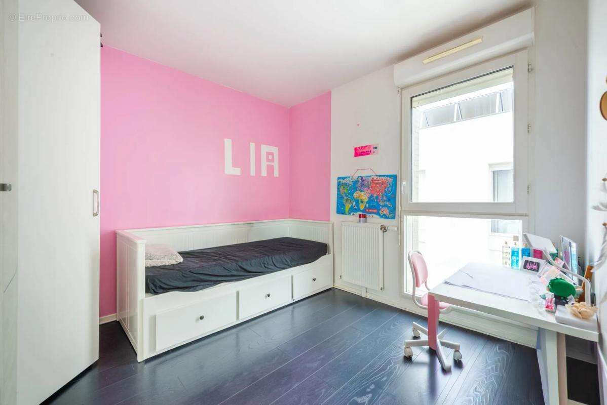 Duplex lumineux 4 pièces à Stains avec extérieurs - photo 6