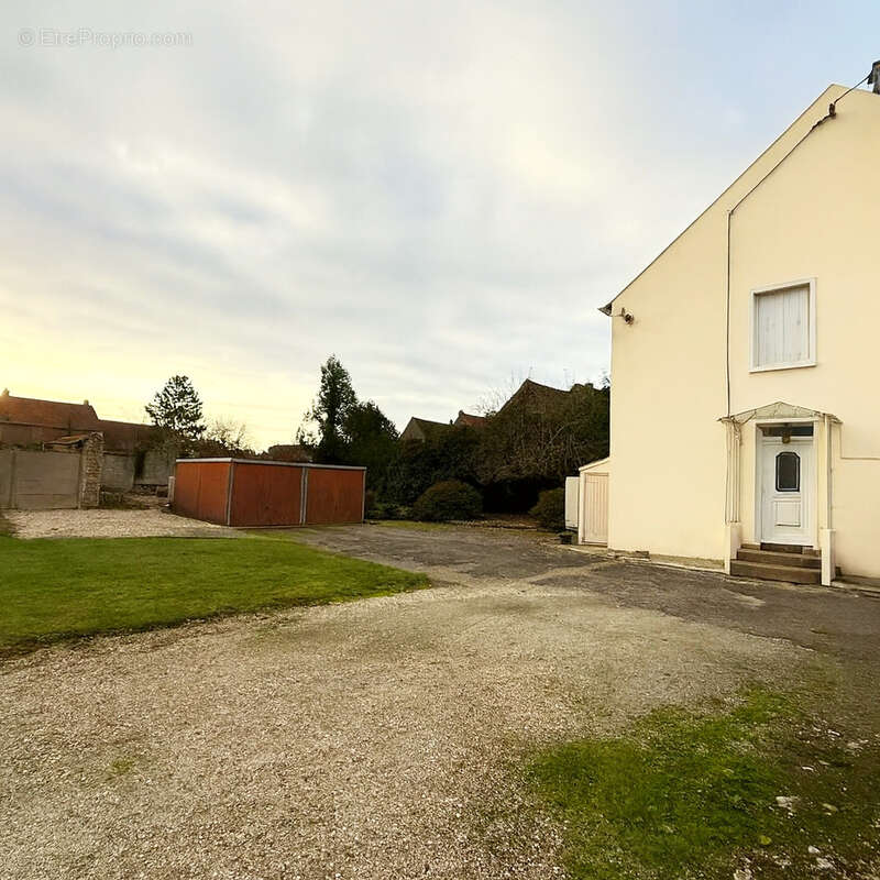 Maison à ANGERVILLE