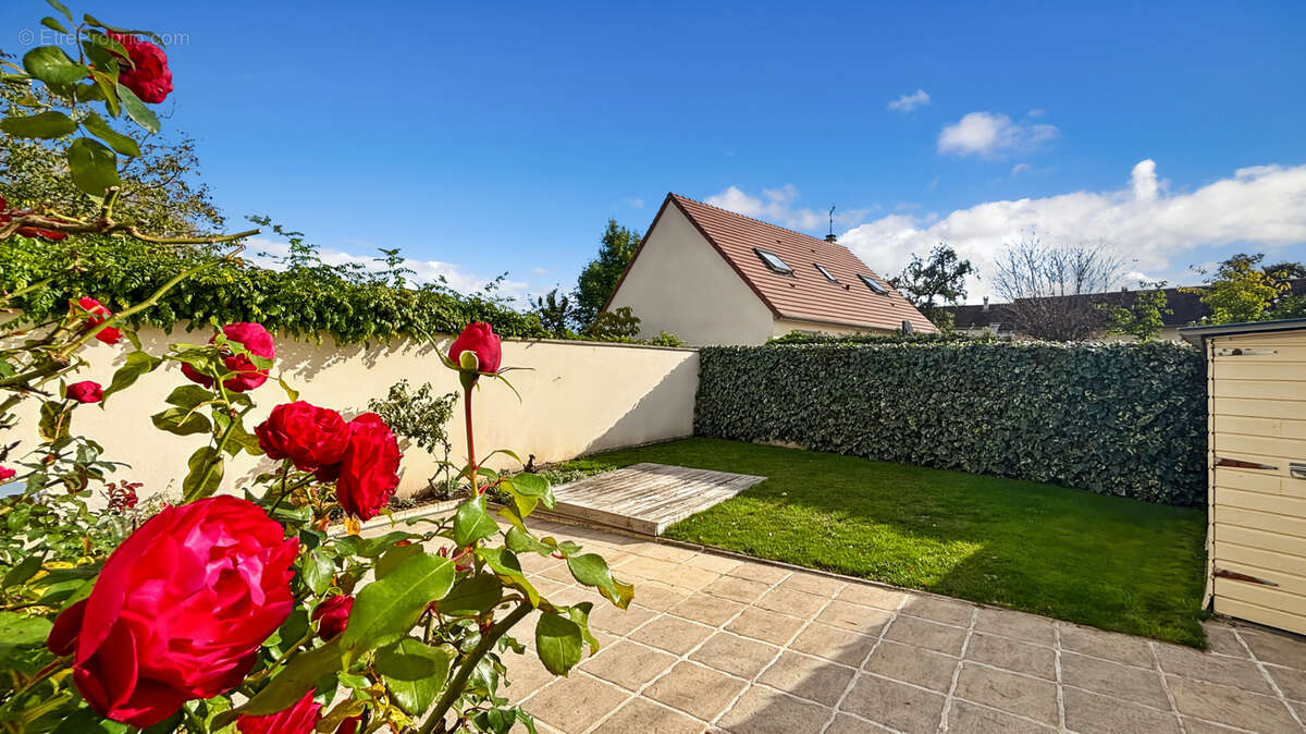 Maison à JOUARS-PONTCHARTRAIN