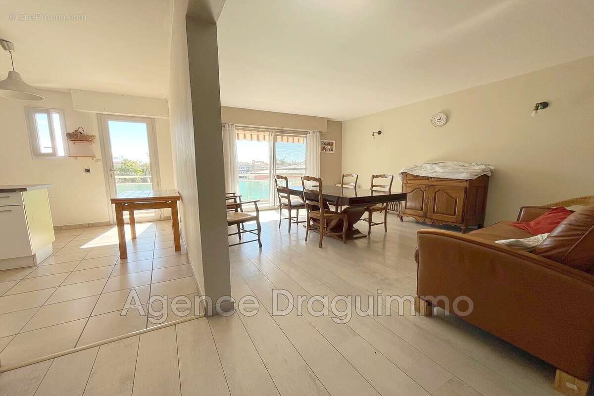 Appartement à DRAGUIGNAN