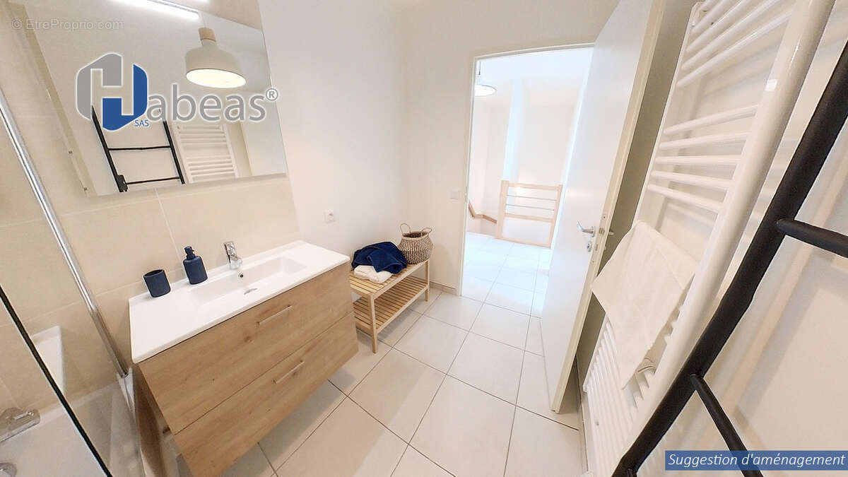 Maison à SAINT-PIERRE-DE-CHANDIEU