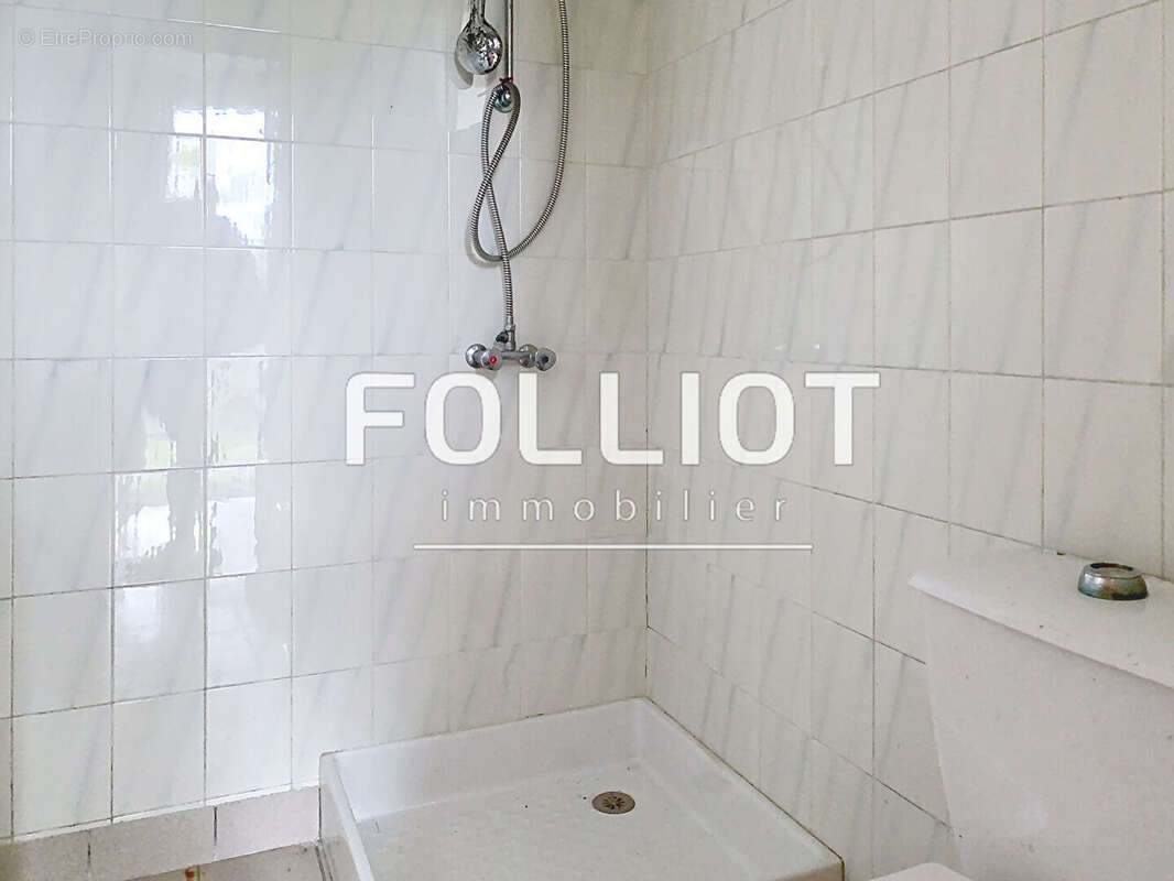 Maison à SAINT-SAMSON-DE-BONFOSSE