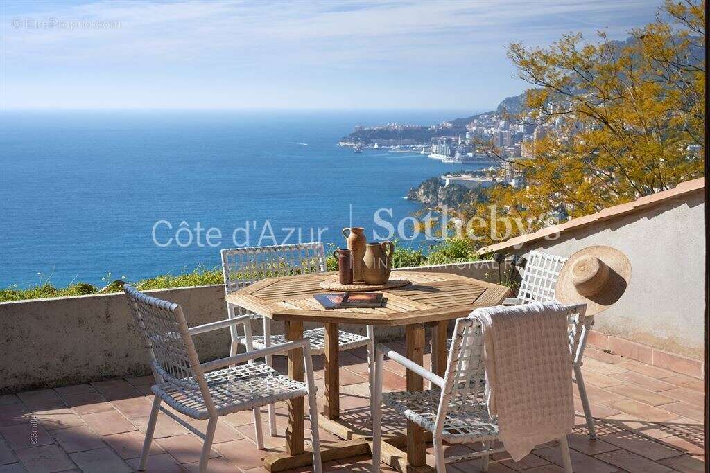 Maison à ROQUEBRUNE-CAP-MARTIN