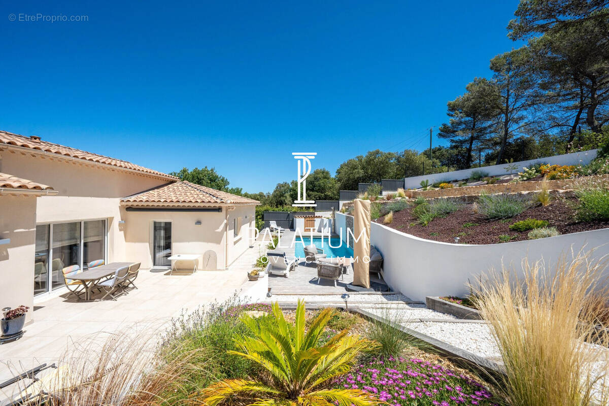 Maison à PEYROLLES-EN-PROVENCE