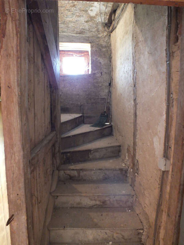 Maison à ASNIERES-EN-MONTAGNE