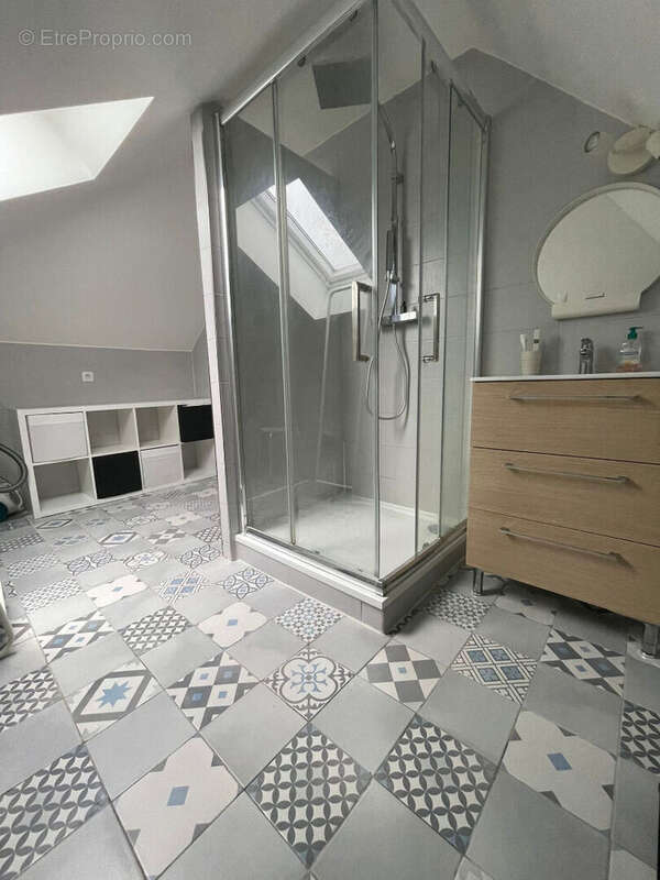 Maison à SARTROUVILLE