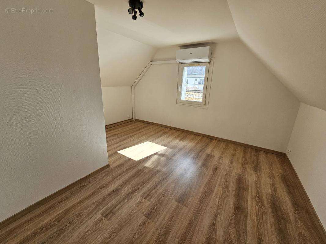 Maison 75 m² à La Riche  - photo 10