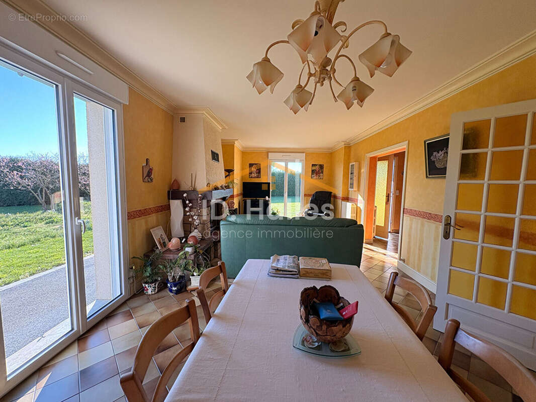 Maison à CRAON