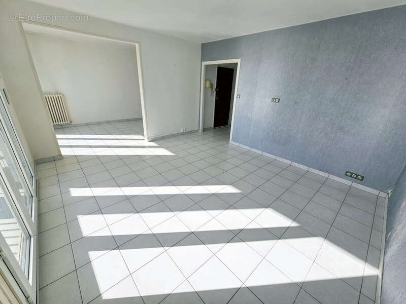 Appartement à JOUE-LES-TOURS