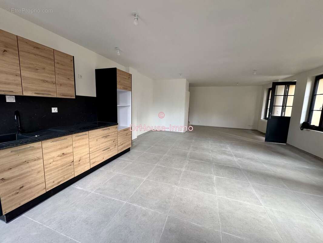 Maison à VAL-DE-SAANE