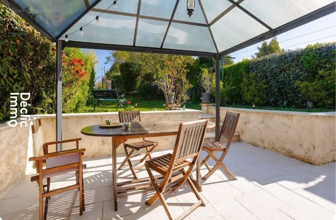 Maison à SAINT-NAZAIRE-SUR-CHARENTE
