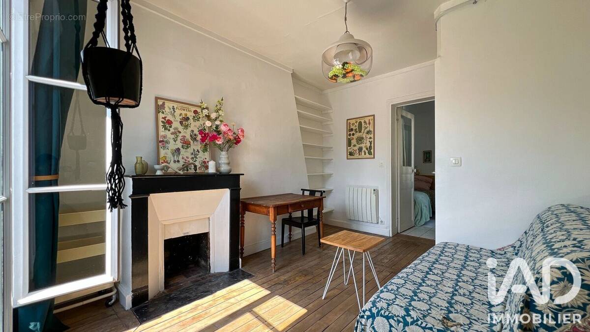 Photo 1 - Appartement à PARIS-11E