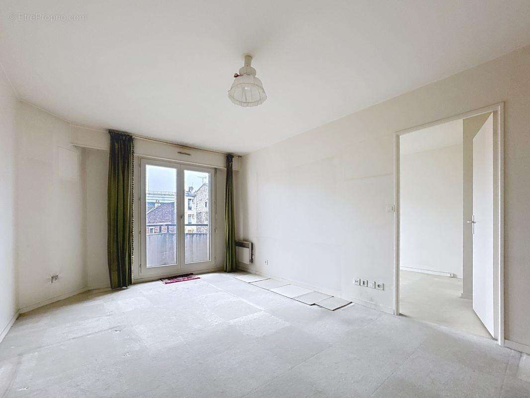 Appartement à PARIS-5E