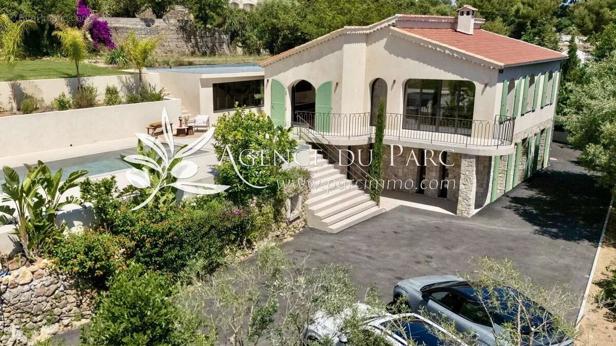 Maison à ANTIBES