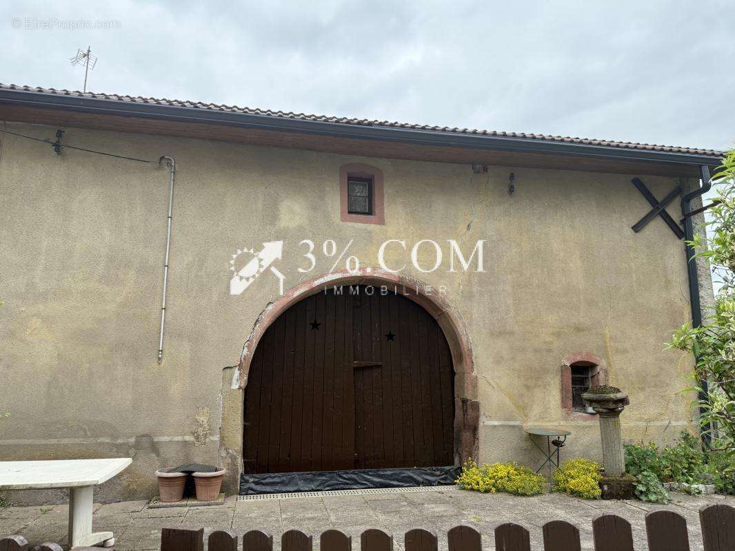 Ferme de village 196 m2 VIMENIL - photo 24