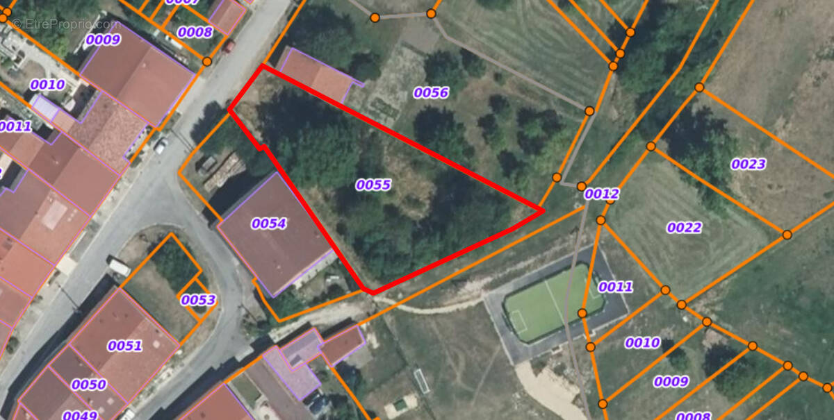 Terrain à SIVRY-LA-PERCHE