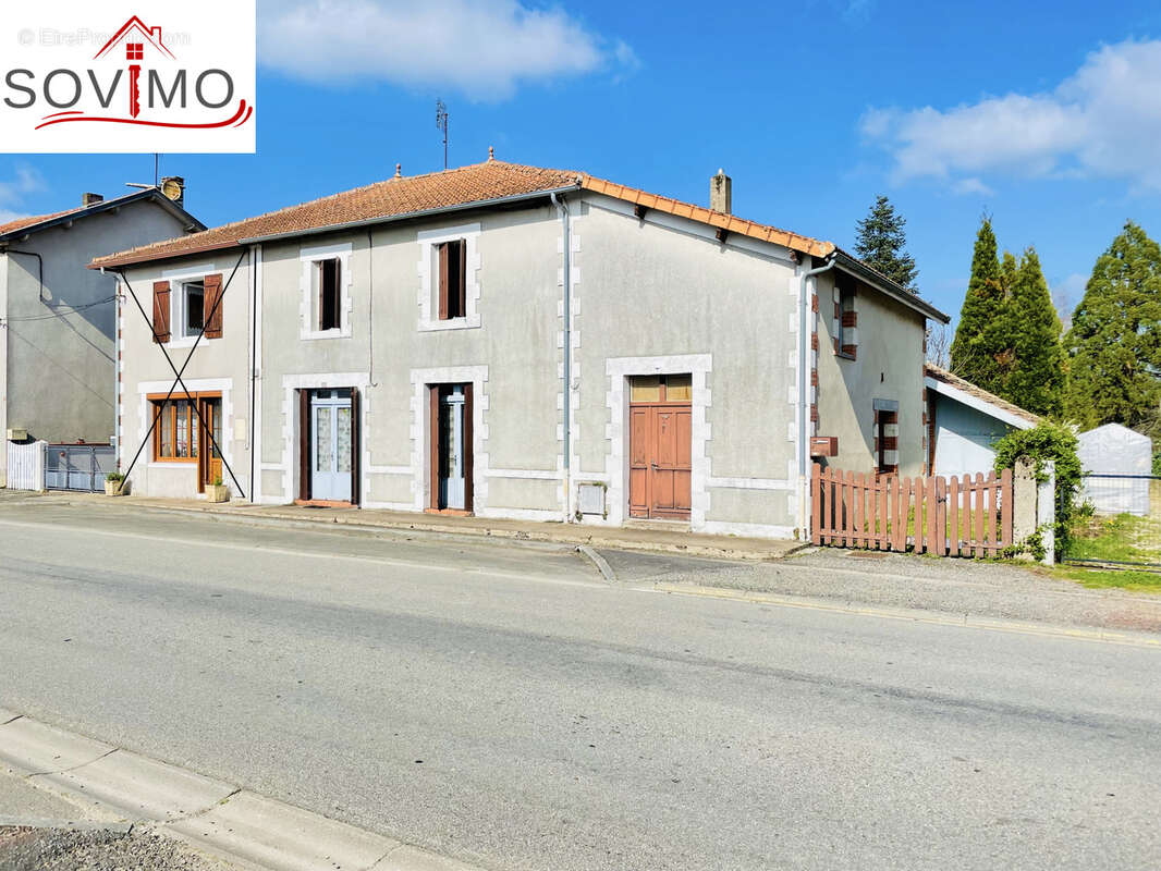 Maison à ROUMAZIERES-LOUBERT