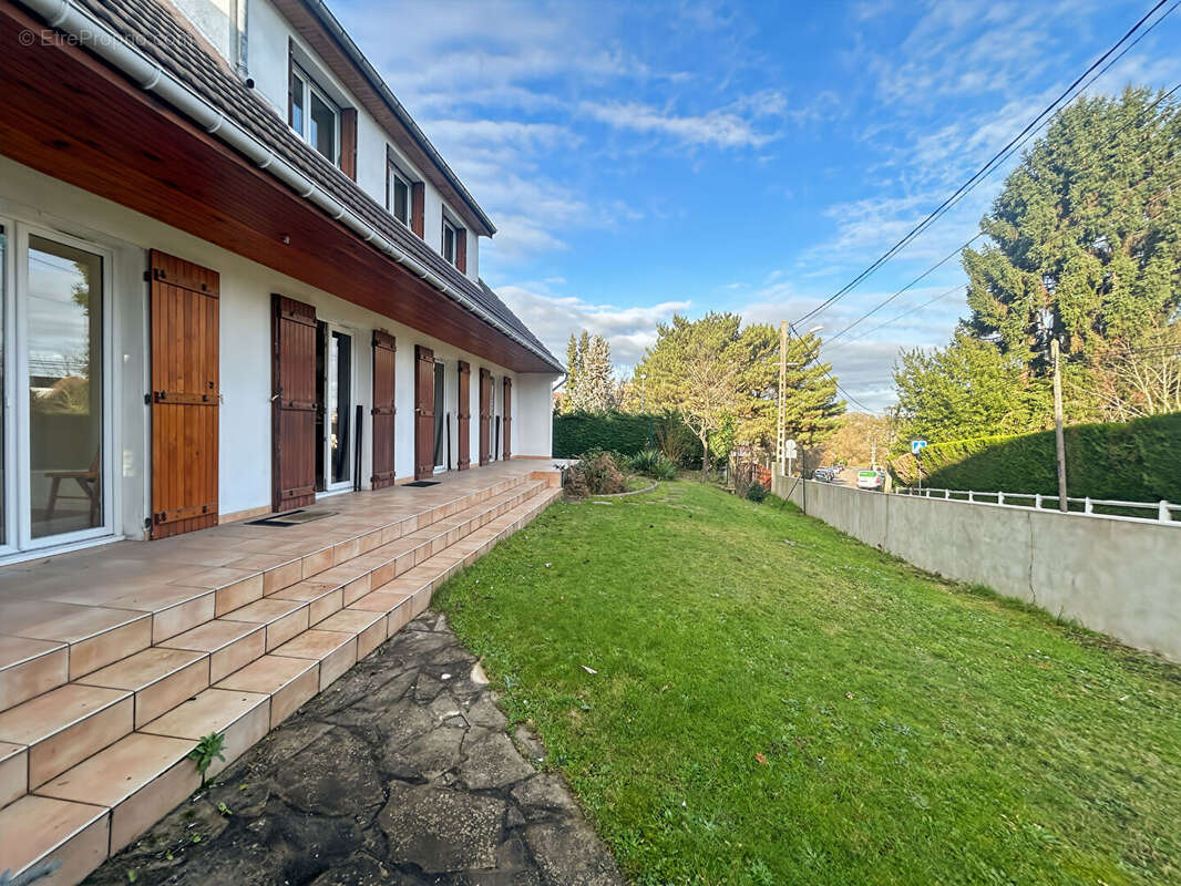 Maison à VILLEBON-SUR-YVETTE