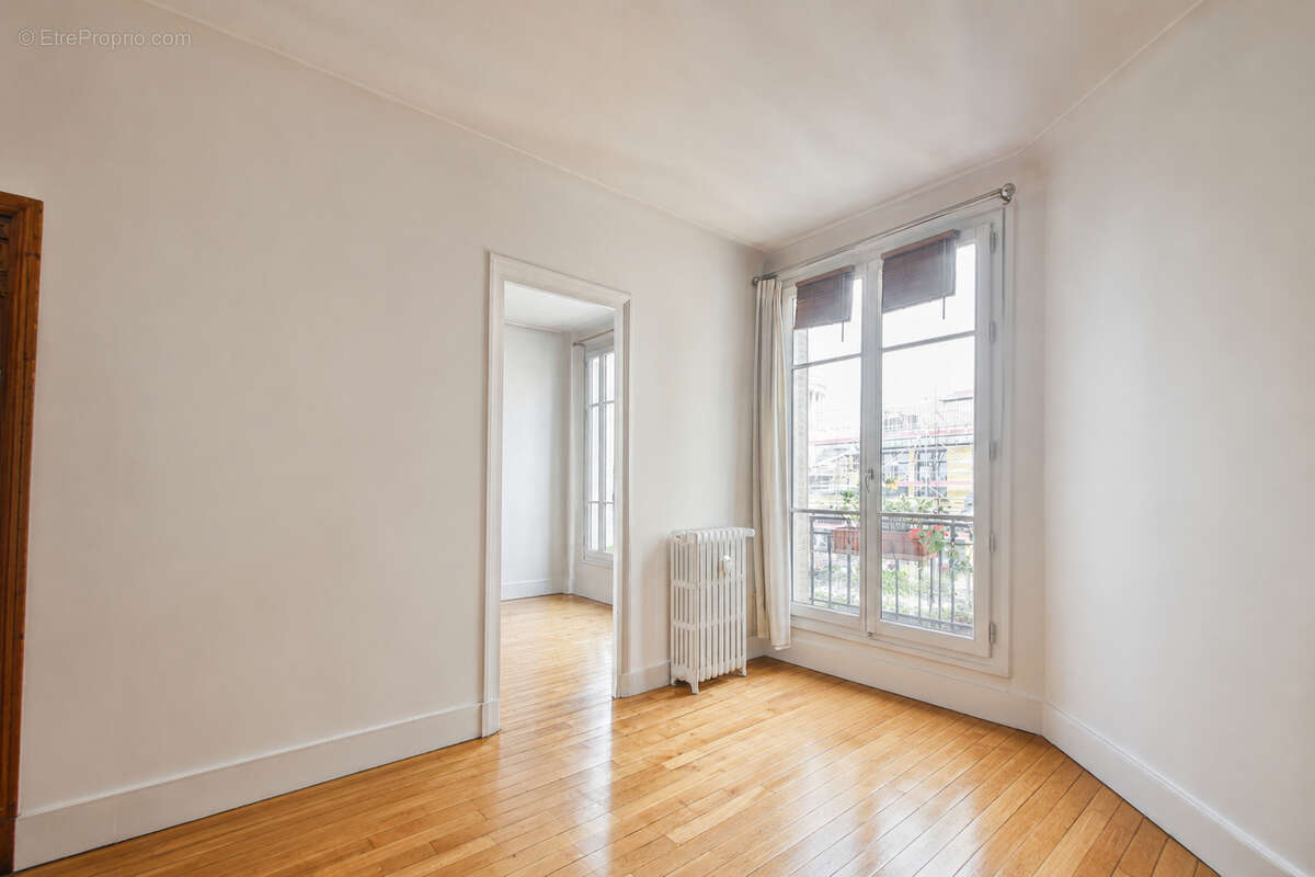 Appartement à PARIS-5E
