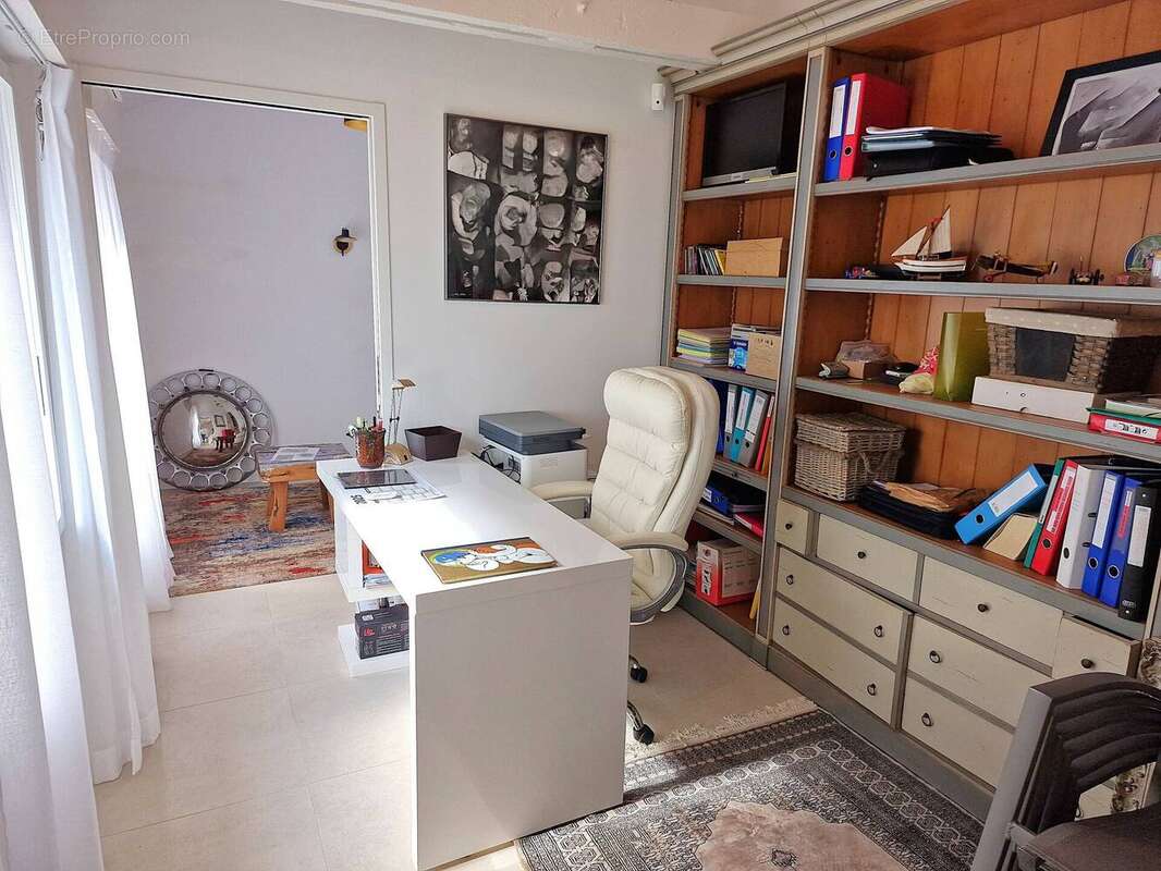 Maison à LE POULIGUEN