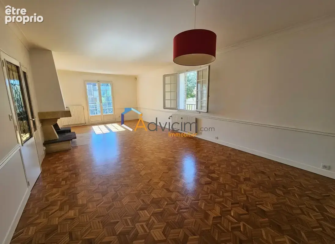 Maison 8 pièces 217 m² à vendre à Orleans (45000) - photo 4