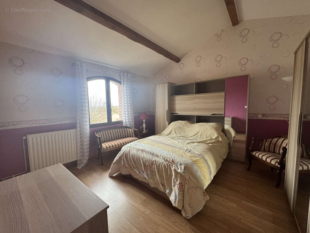 Maison à LAPEYROUSE-FOSSAT